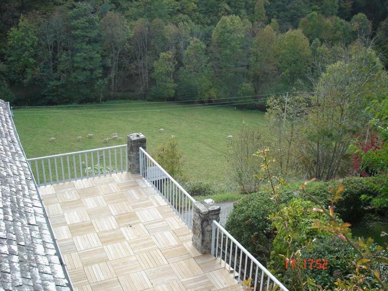Gite Familial Fouga Bareilles Экстерьер фото