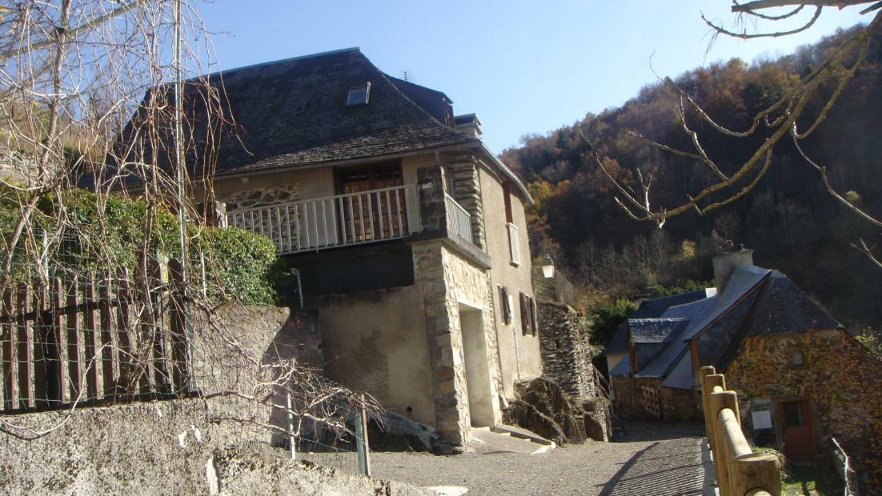 Gite Familial Fouga Bareilles Экстерьер фото